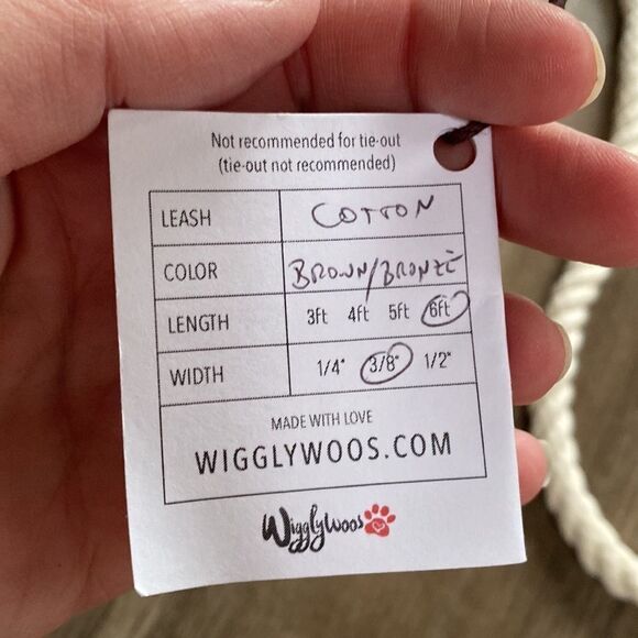 NEW Wiggly Woos Cotton Rope Dog Leash | Natural Cotton & Brass | 6 ft Length - Picture 3 of 7